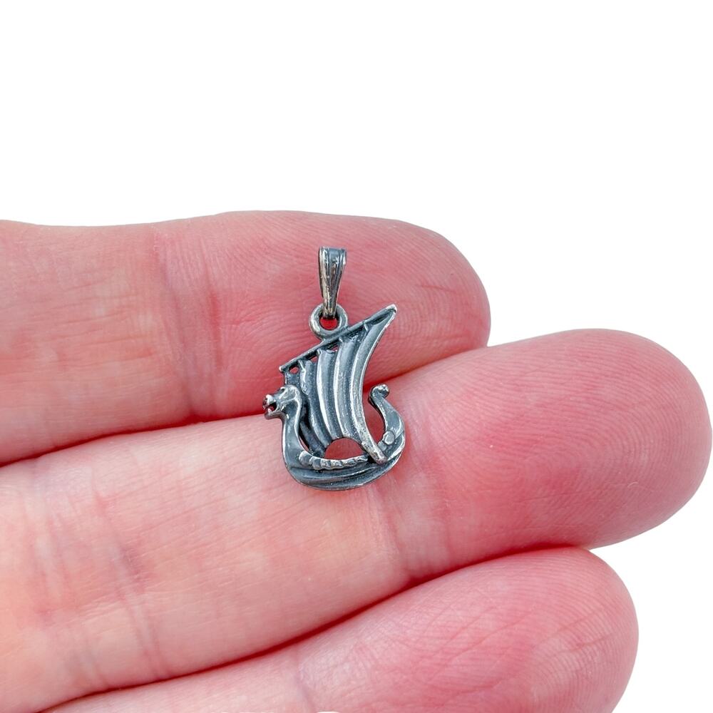 Vintage Sterling Silver 925 Norse Viking Boat Dragonship Seafarer Charm